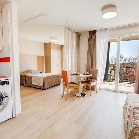 Zenao Frejus Aparthotel Eksteriør bilde