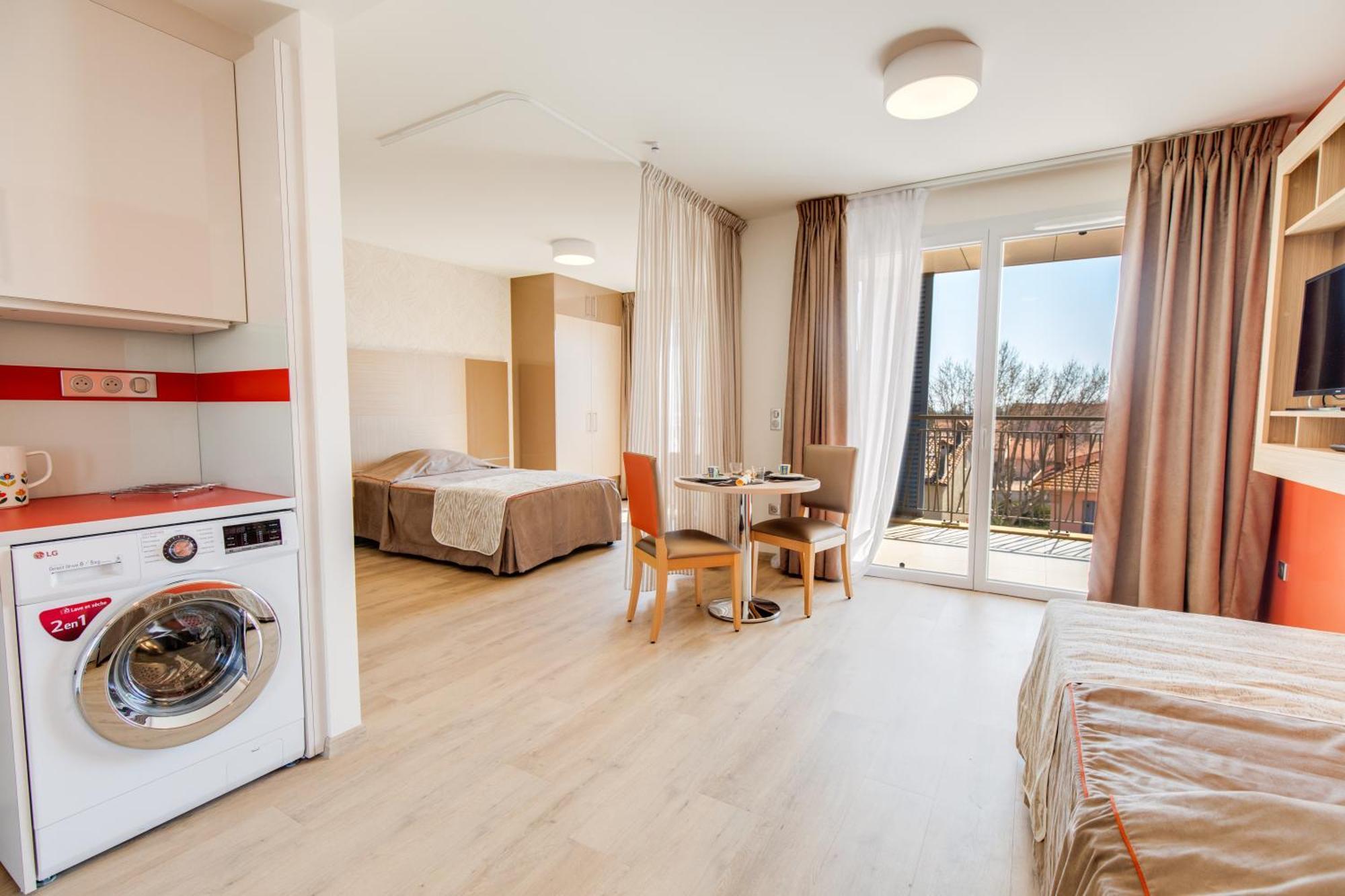 Zenao Frejus Aparthotel Eksteriør bilde